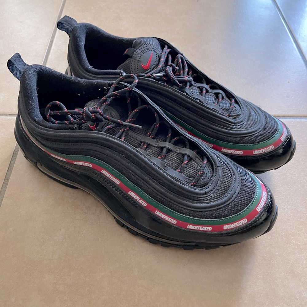 Nike undefeated 97